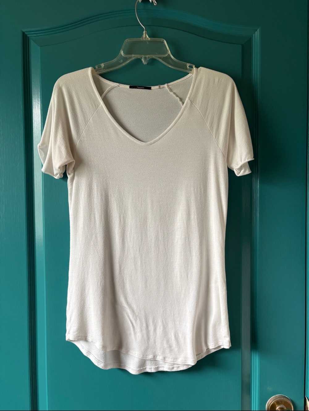 TAHARI BASIC WHITE TOP SIZE MEDIUM